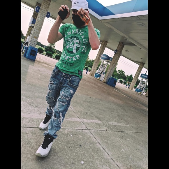 Meet your Posher, Aaron - Picture 1 of 1